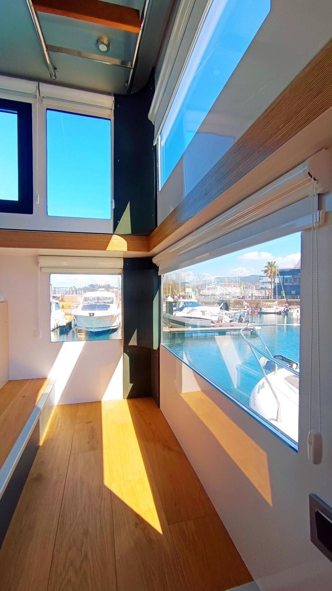 Hotel Casa Flotante En El Puerto De Vigo - Different Charter Exteriér fotografie